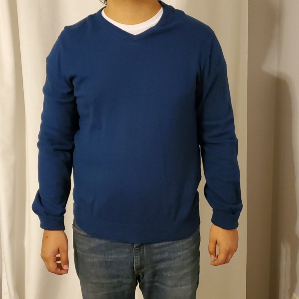 Men's sweater